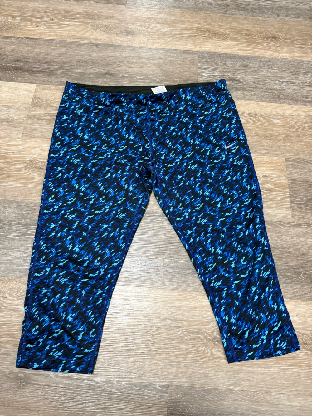 Nike Blue & Teal Patterned Leggings